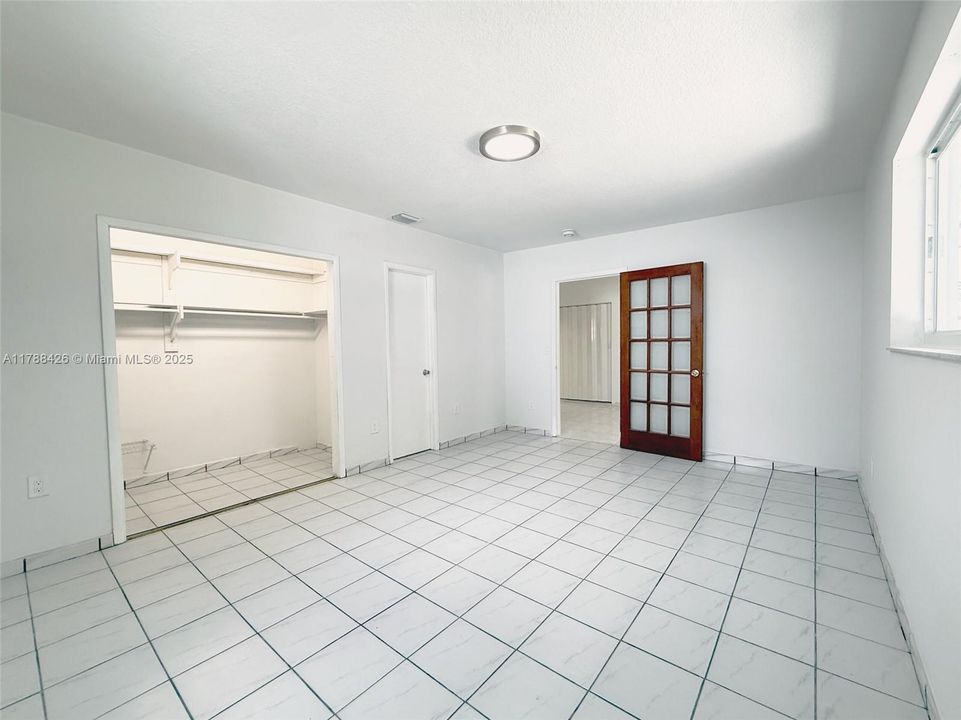 Недавно продано: $598,000 (3 спален, 2 ванн, 1910 Квадратных фут)