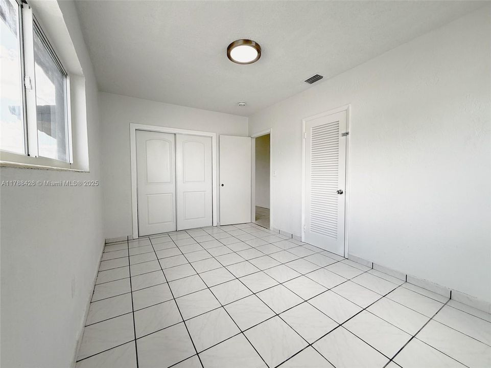 Недавно продано: $598,000 (3 спален, 2 ванн, 1910 Квадратных фут)