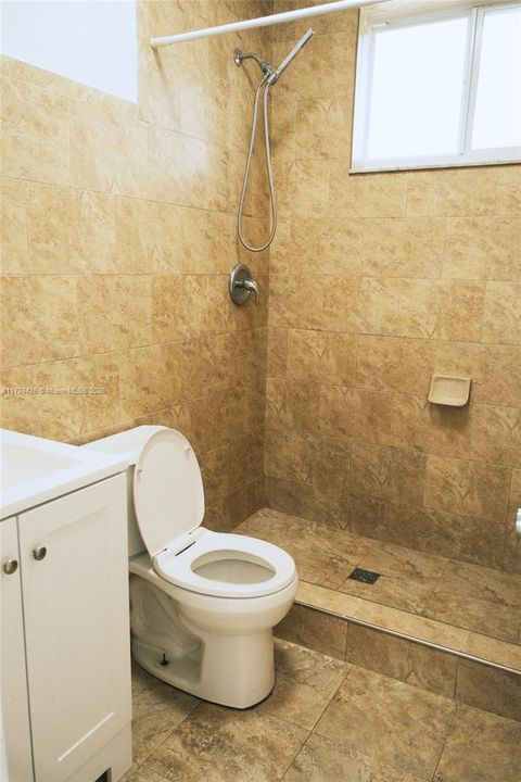 Недавно продано: $598,000 (3 спален, 2 ванн, 1910 Квадратных фут)