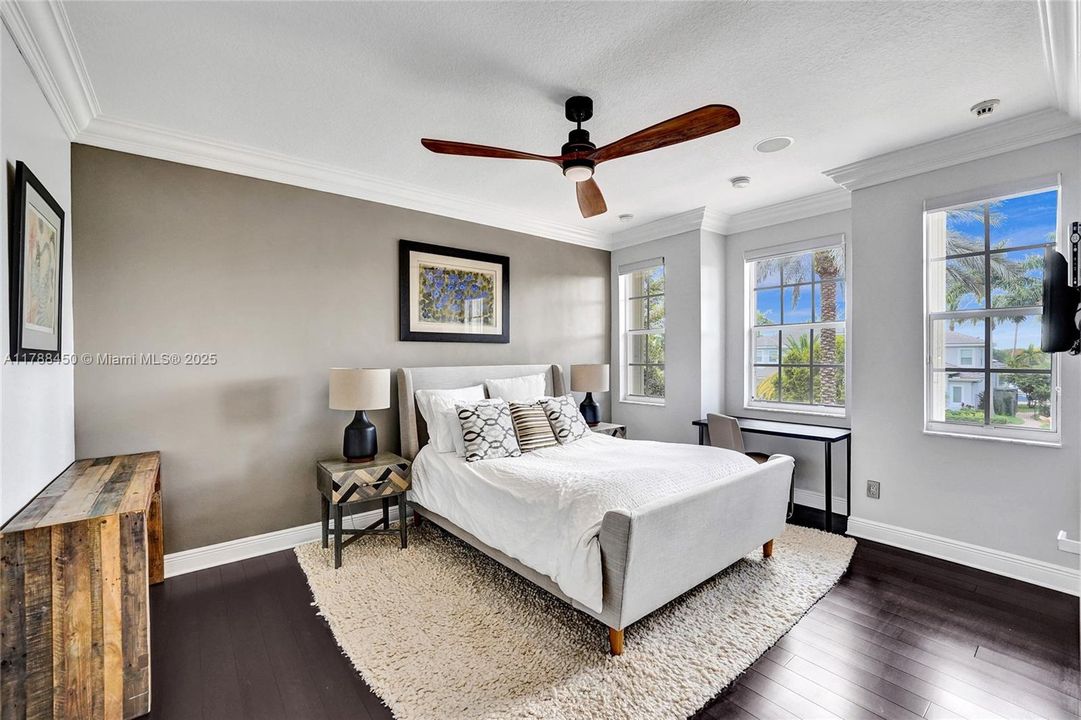 En Venta: $2,795,000 (6 camas, 5 baños, 5305 Pies cuadrados)