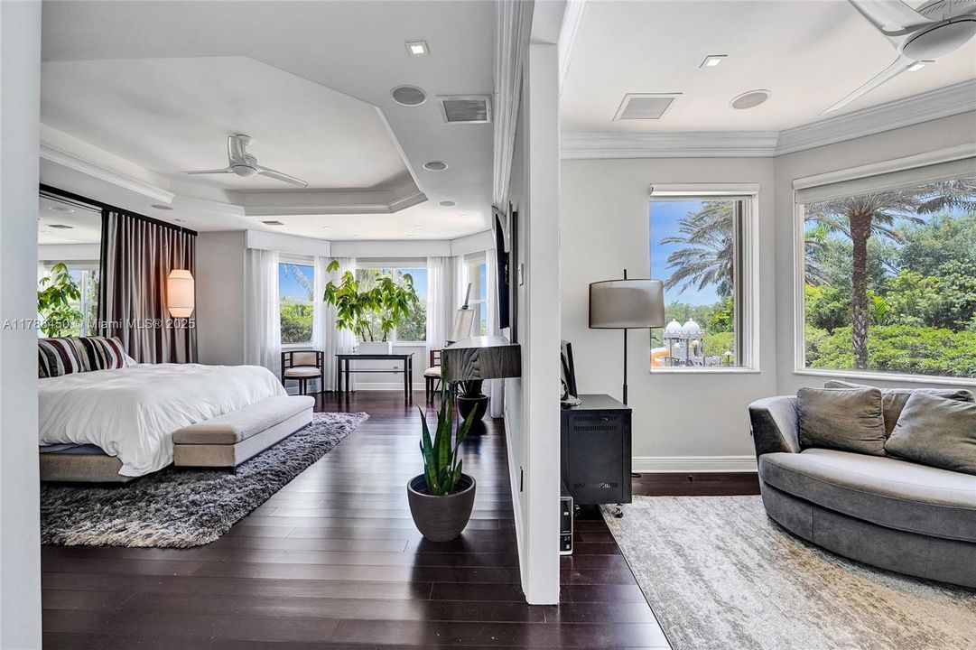 En Venta: $2,795,000 (6 camas, 5 baños, 5305 Pies cuadrados)