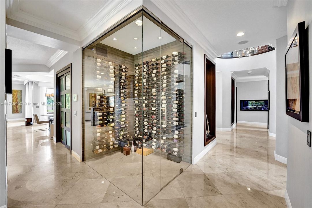 En Venta: $2,795,000 (6 camas, 5 baños, 5305 Pies cuadrados)