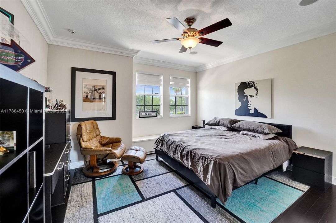 En Venta: $2,795,000 (6 camas, 5 baños, 5305 Pies cuadrados)