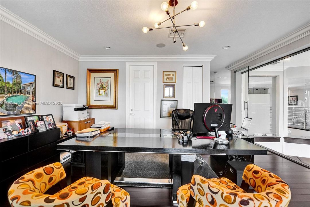 En Venta: $2,795,000 (6 camas, 5 baños, 5305 Pies cuadrados)