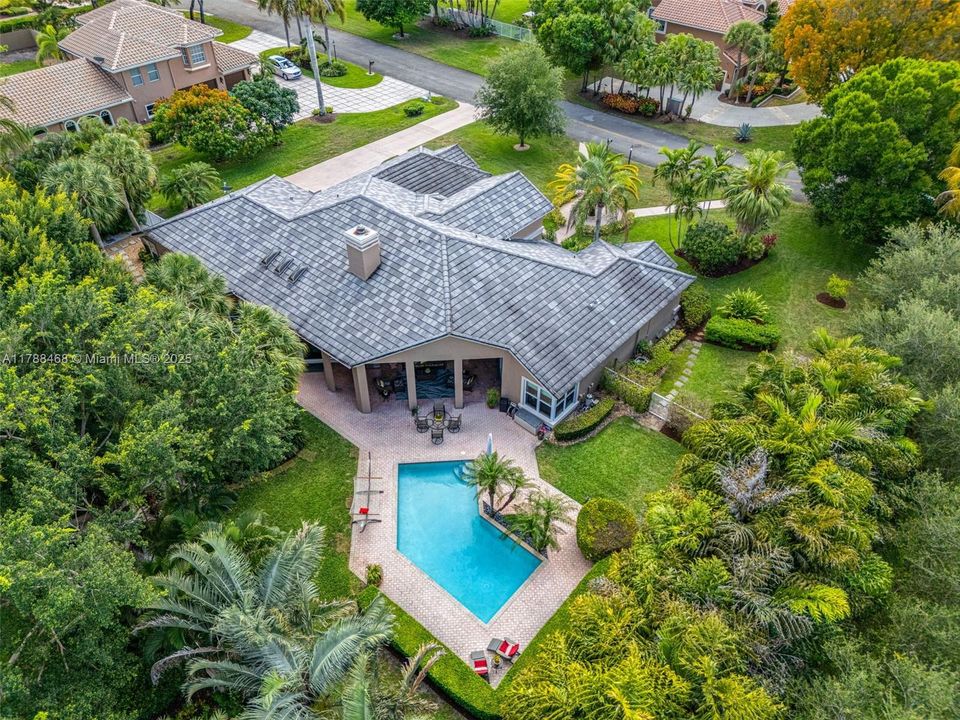 最近售出: $1,499,000 (4 贝兹, 3 浴室, 3850 平方英尺)