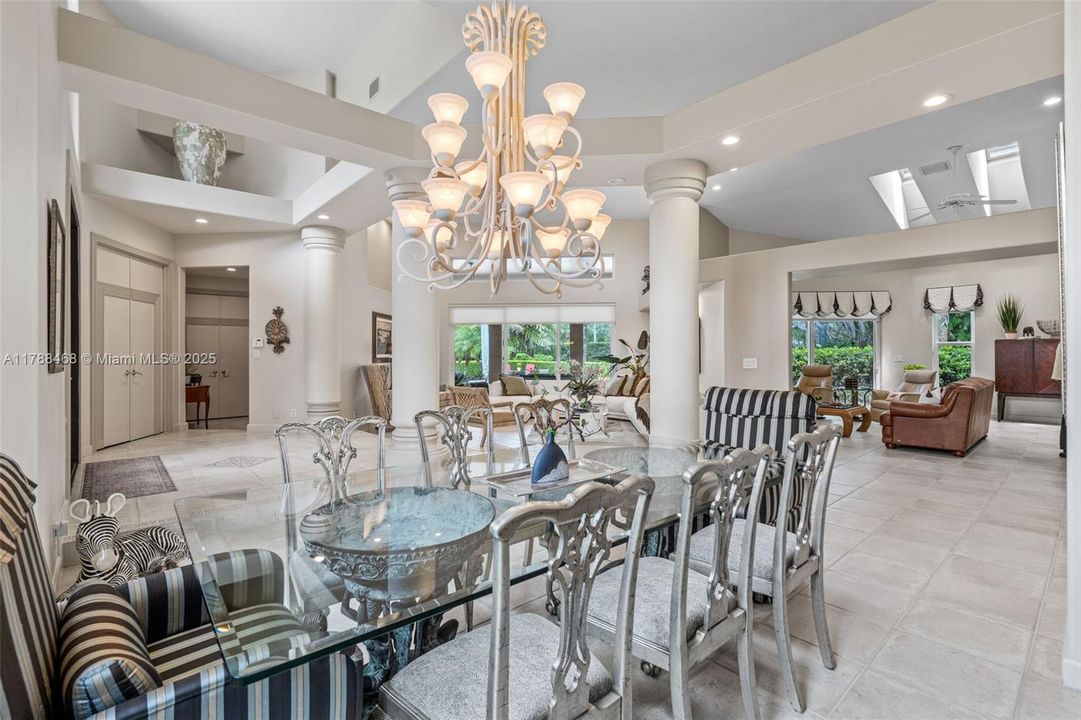 最近售出: $1,499,000 (4 贝兹, 3 浴室, 3850 平方英尺)