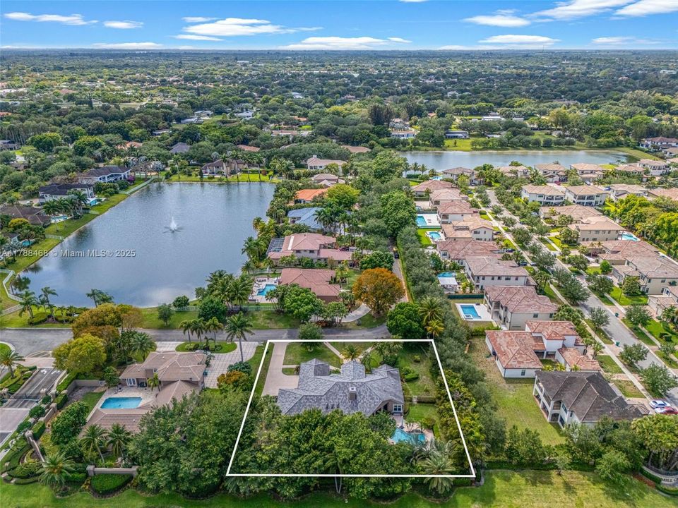 最近售出: $1,499,000 (4 贝兹, 3 浴室, 3850 平方英尺)