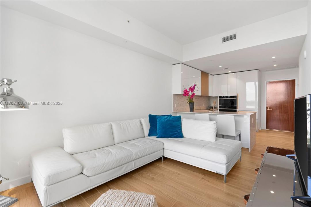 En Venta: $1,150,000 (1 camas, 1 baños, 658 Pies cuadrados)