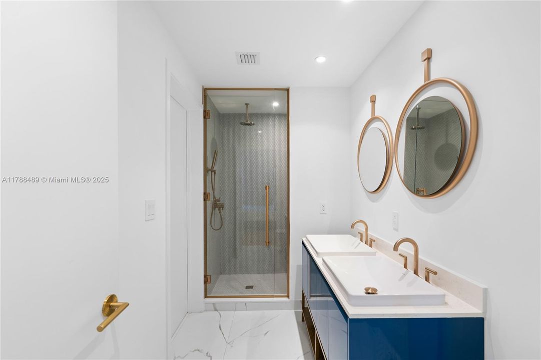 En Venta: $1,150,000 (1 camas, 1 baños, 658 Pies cuadrados)