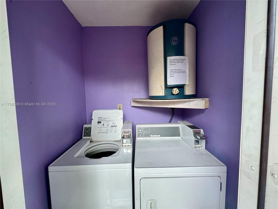 待售: $725,000 (0 贝兹, 0 浴室, 2119 平方英尺)