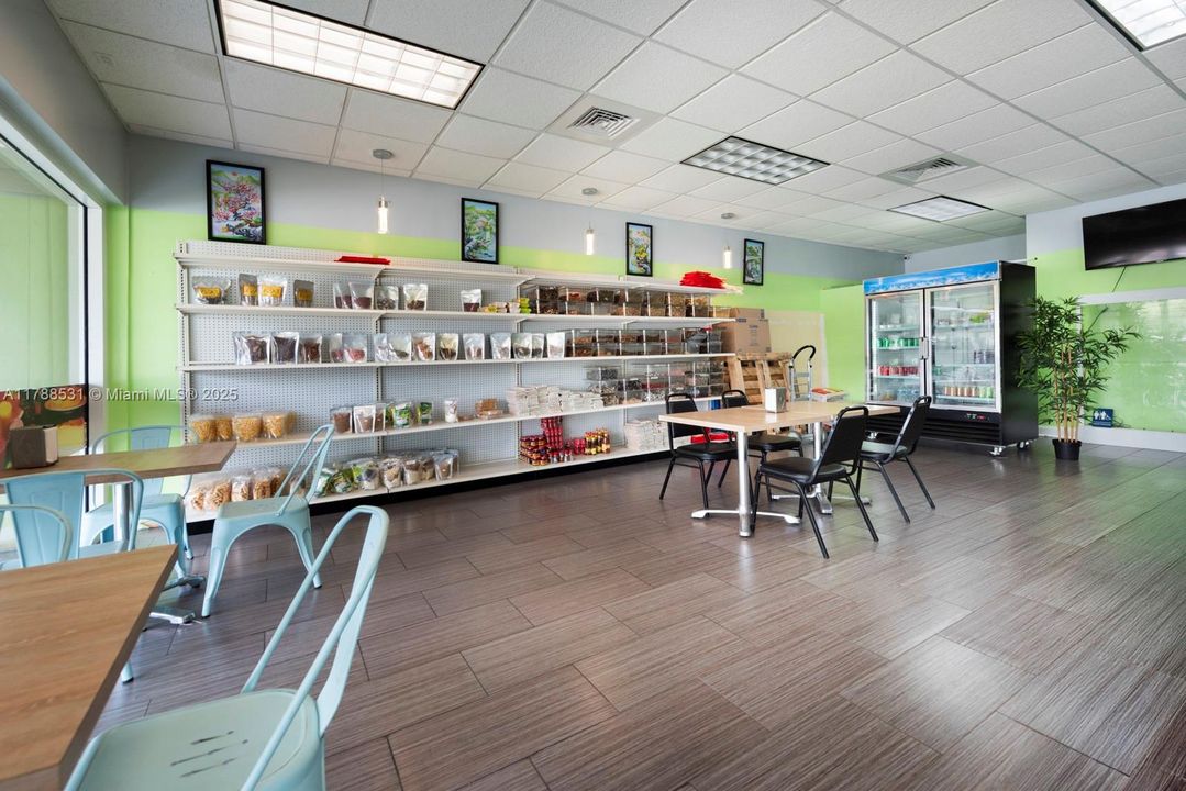 Vendido Recientemente: $110,000 (0 camas, 0 baños, 0 Pies cuadrados)