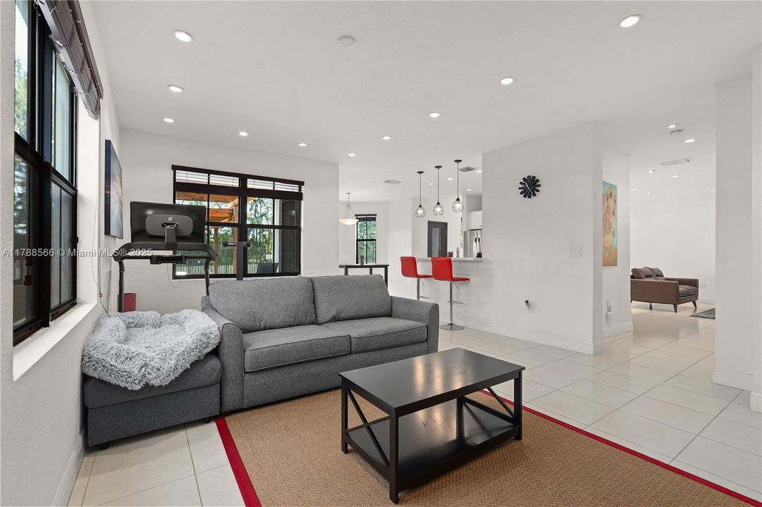 待售: $999,999 (4 贝兹, 3 浴室, 3010 平方英尺)