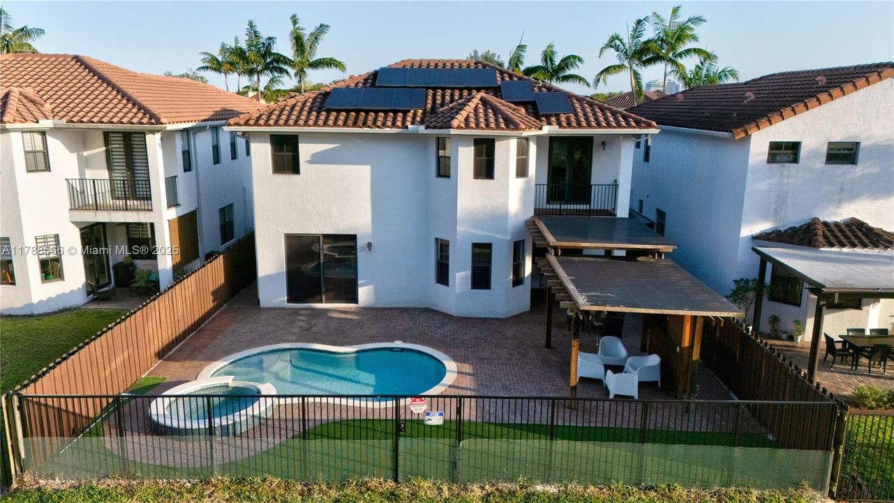 待售: $999,999 (4 贝兹, 3 浴室, 3010 平方英尺)