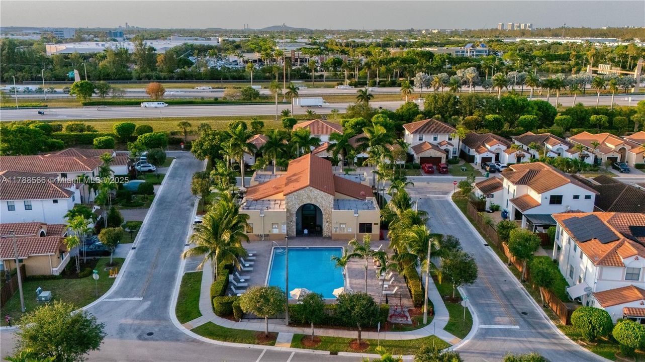 待售: $999,999 (4 贝兹, 3 浴室, 3010 平方英尺)