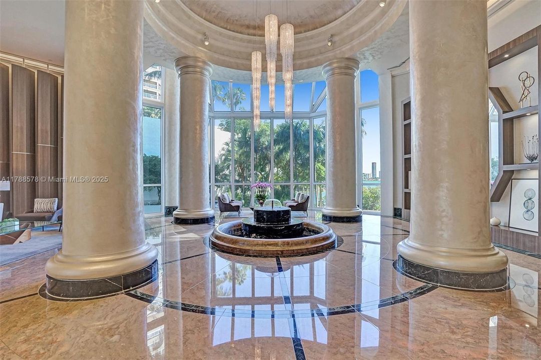 Vendido Recientemente: $795,000 (2 camas, 3 baños, 2154 Pies cuadrados)