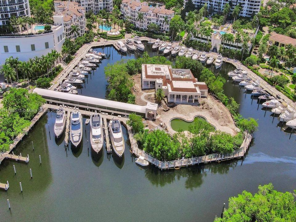 Vendido Recientemente: $795,000 (2 camas, 3 baños, 2154 Pies cuadrados)