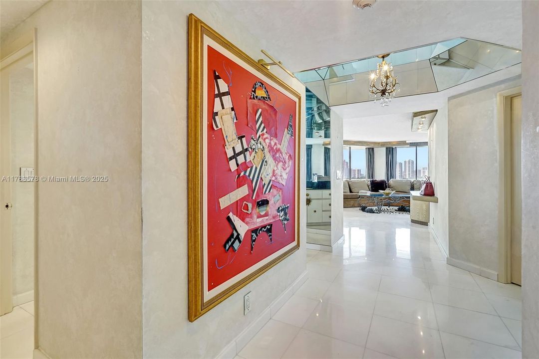 Vendido Recientemente: $795,000 (2 camas, 3 baños, 2154 Pies cuadrados)