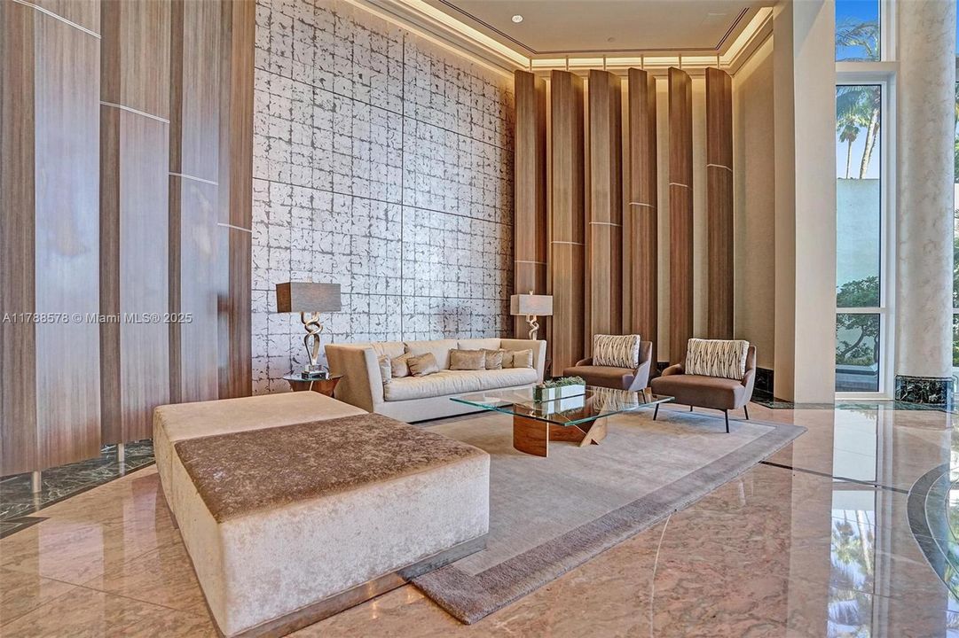 Vendido Recientemente: $795,000 (2 camas, 3 baños, 2154 Pies cuadrados)