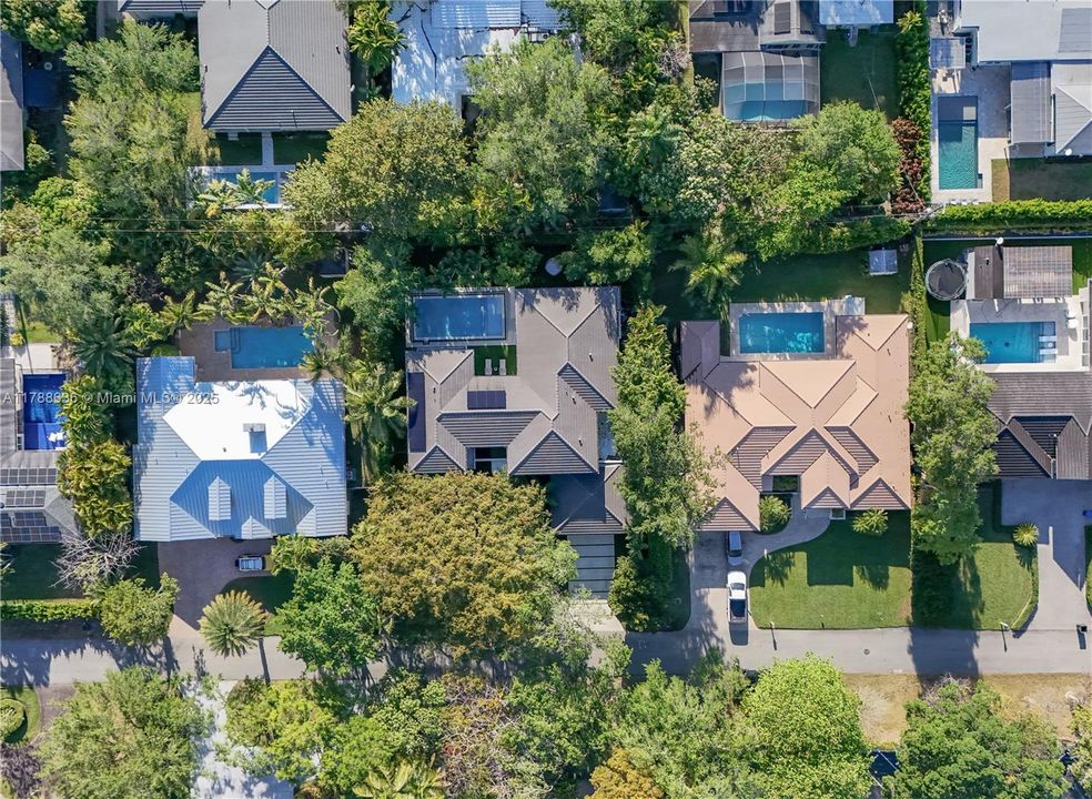 Recently Rented: $35,000 (6 beds, 6 baths, 4866 Square Feet)