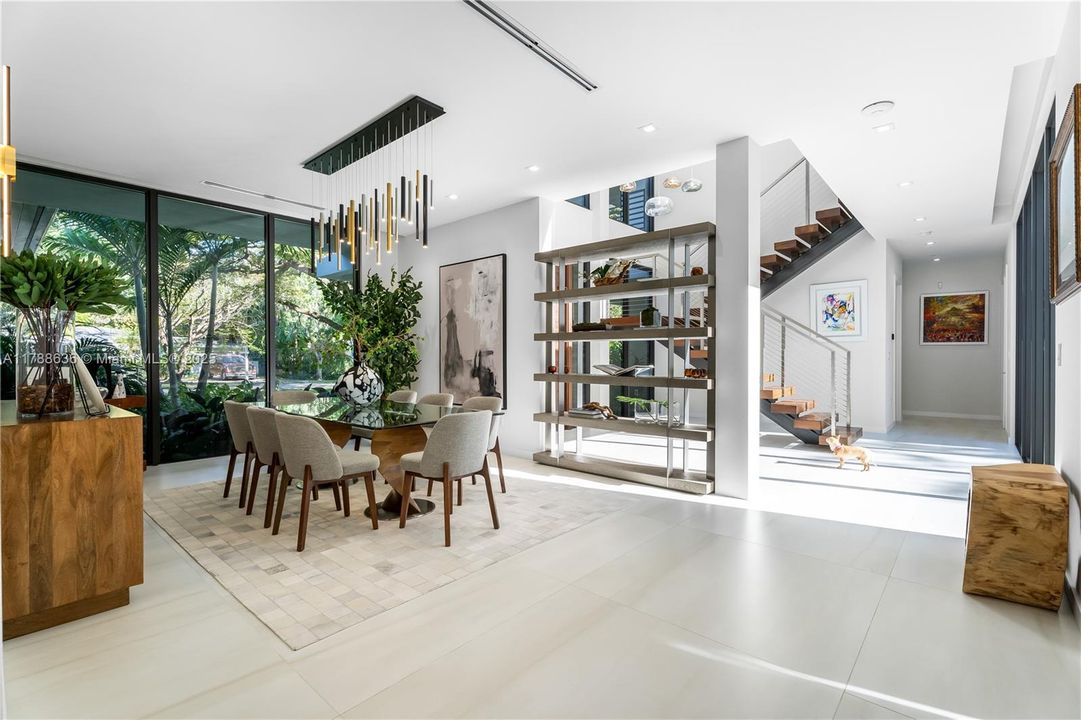 Recently Rented: $35,000 (6 beds, 6 baths, 4866 Square Feet)