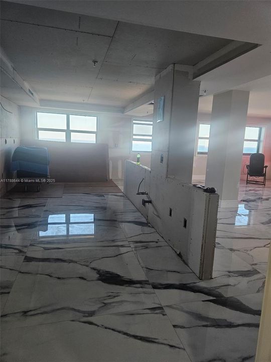 最近售出: $589,000 (3 贝兹, 2 浴室, 1990 平方英尺)