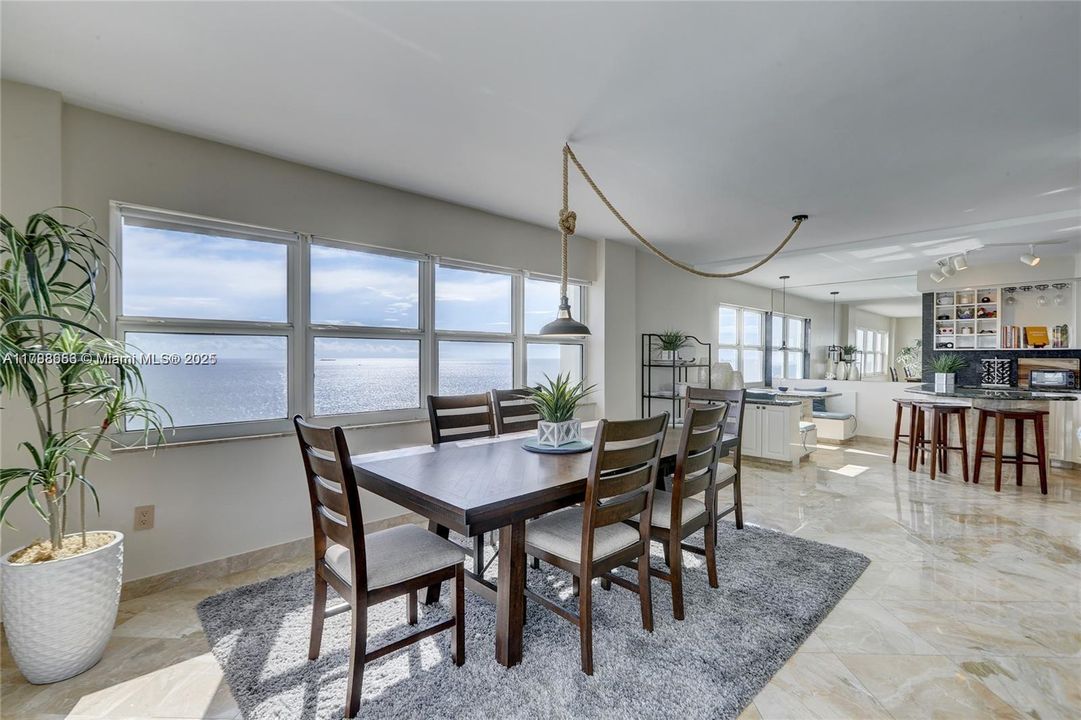 Recently Rented: $5,950 (3 beds, 2 baths, 2112 Square Feet)