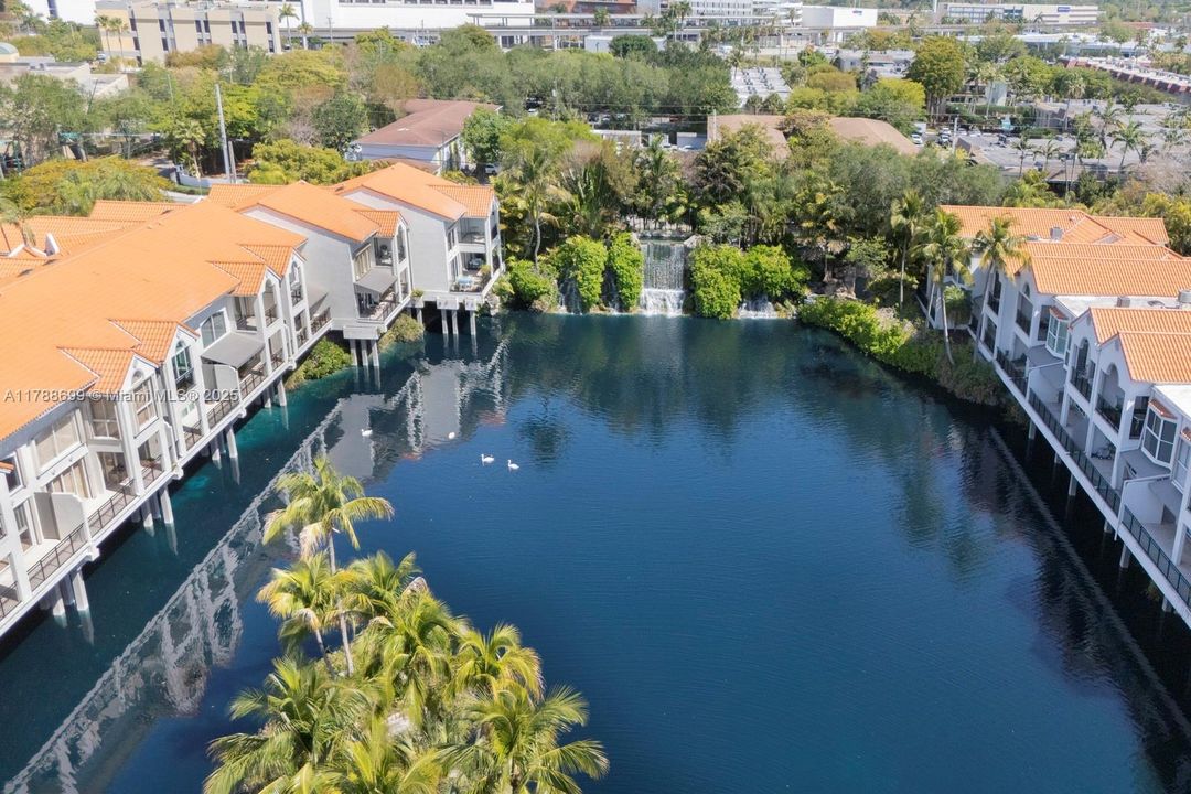Recently Sold: $1,699,000 (3 beds, 3 baths, 2944 Square Feet)