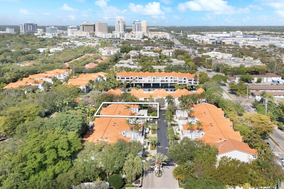 Recently Sold: $1,699,000 (3 beds, 3 baths, 2944 Square Feet)