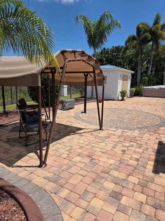 待售: $275,000 (8.00 acres)