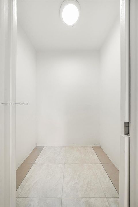 Vendido Recientemente: $639,000 (2 camas, 2 baños, 1676 Pies cuadrados)