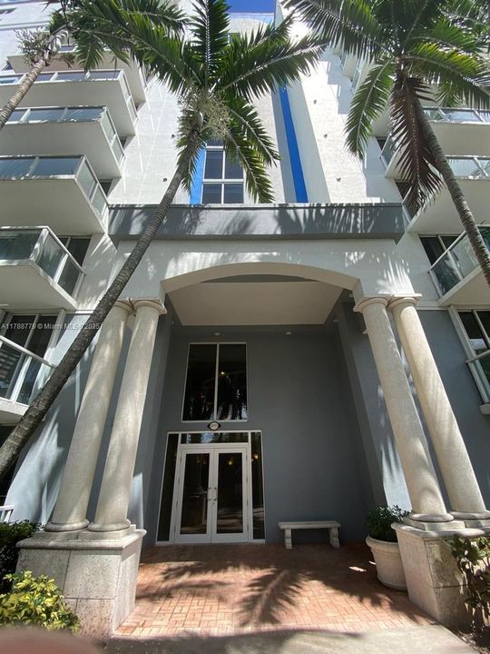 Recently Rented: $2,500 (2 beds, 1 baths, 1056 Square Feet)