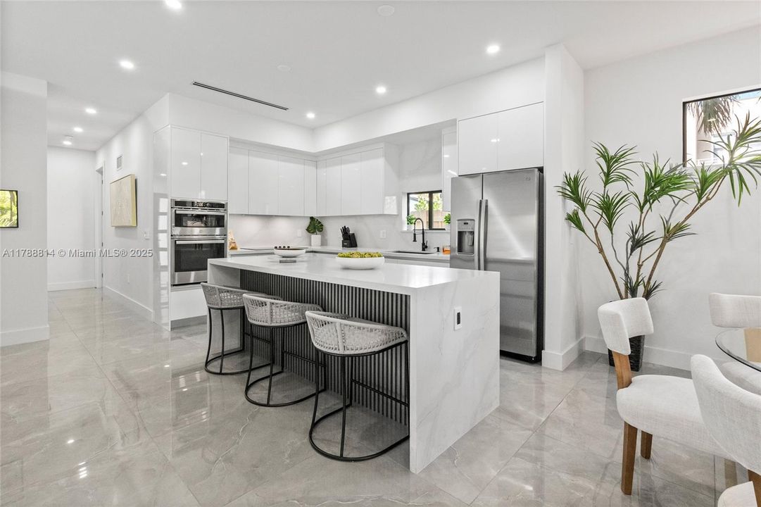 Recently Rented: $8,000 (4 beds, 4 baths, 2454 Square Feet)