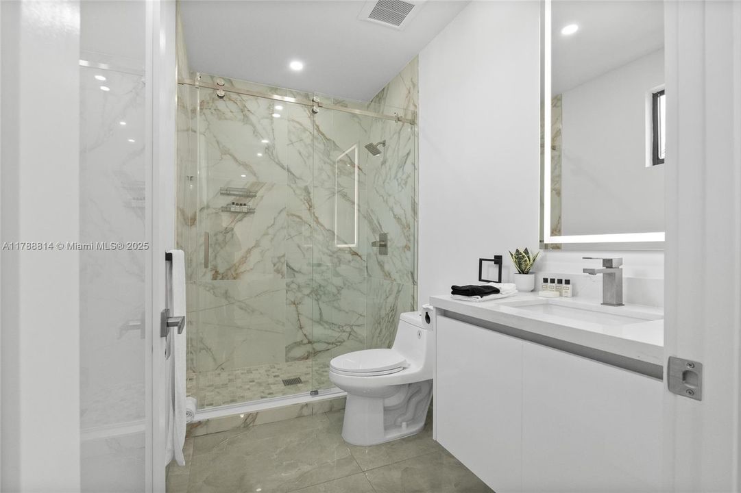 Recently Rented: $8,000 (4 beds, 4 baths, 2454 Square Feet)