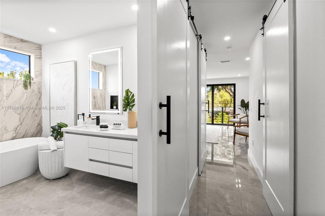 Recently Rented: $8,000 (4 beds, 4 baths, 2454 Square Feet)