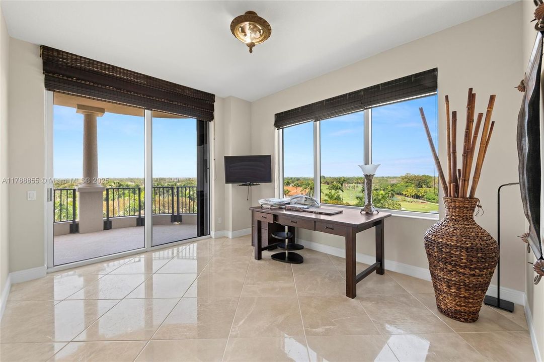 For Sale: $2,100,000 (3 beds, 3 baths, 2814 Square Feet)