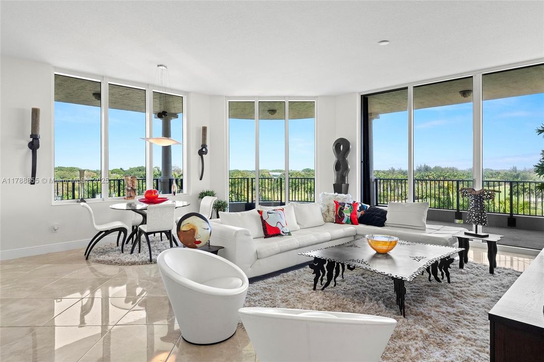 For Sale: $2,100,000 (3 beds, 3 baths, 2814 Square Feet)