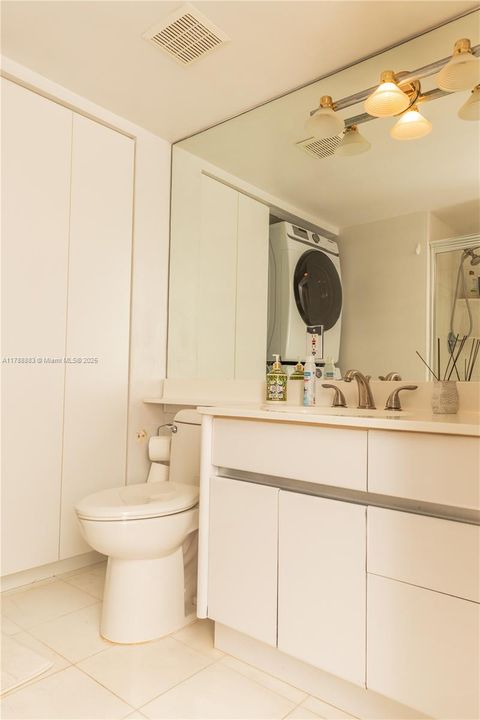 For Sale: $738,000 (2 beds, 2 baths, 1447 Square Feet)