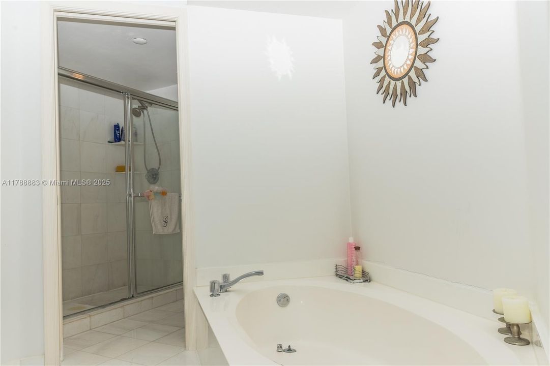 For Sale: $738,000 (2 beds, 2 baths, 1447 Square Feet)