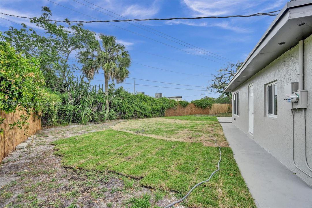 Recently Sold: $559,900 (3 beds, 2 baths, 1547 Square Feet)