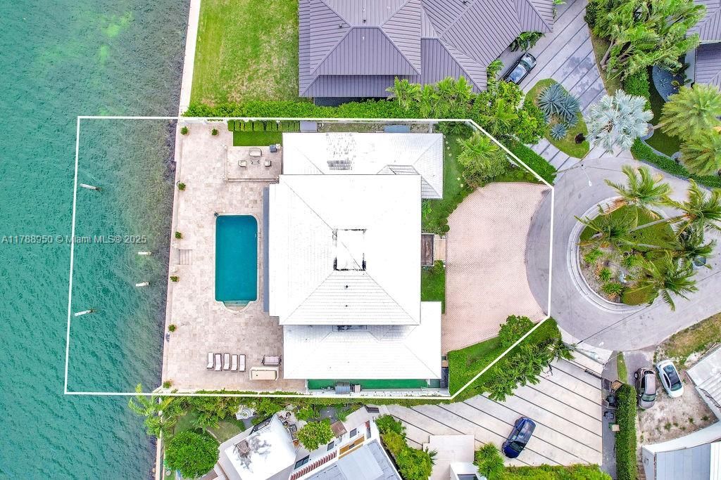 En Venta: $11,900,000 (6 camas, 5 baños, 5493 Pies cuadrados)