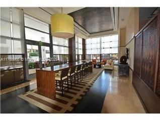 待售: $889,000 (1 贝兹, 1 浴室, 833 平方英尺)