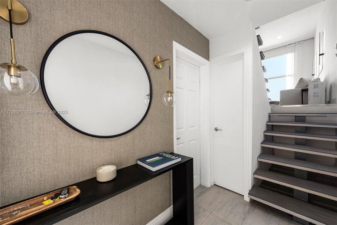 En Venta: $1,499,000 (3 camas, 2 baños, 1898 Pies cuadrados)