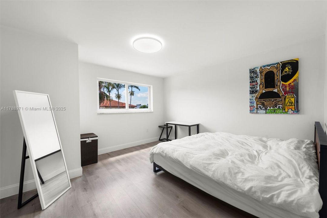 En Venta: $1,499,000 (3 camas, 2 baños, 1898 Pies cuadrados)