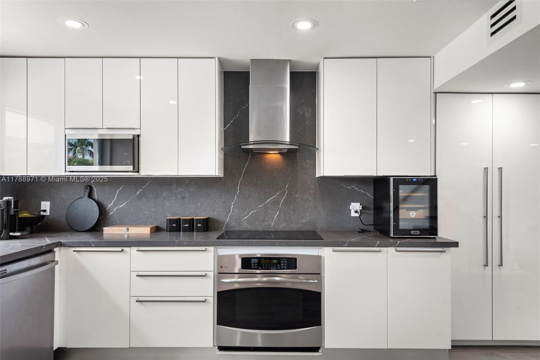 En Venta: $1,499,000 (3 camas, 2 baños, 1898 Pies cuadrados)