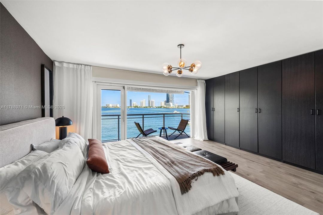 En Venta: $1,499,000 (3 camas, 2 baños, 1898 Pies cuadrados)