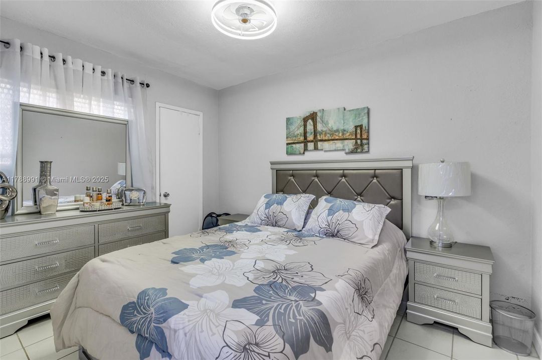 Recently Sold: $645,000 (4 beds, 3 baths, 2046 Square Feet)