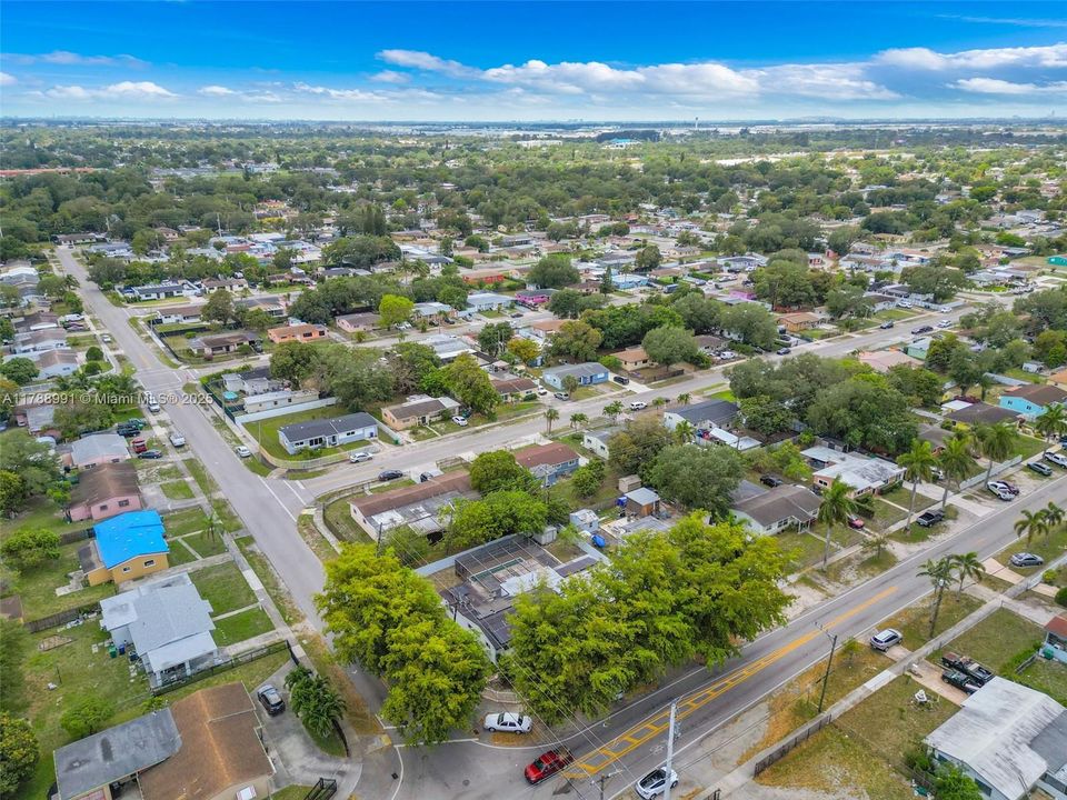 Recently Sold: $645,000 (4 beds, 3 baths, 2046 Square Feet)