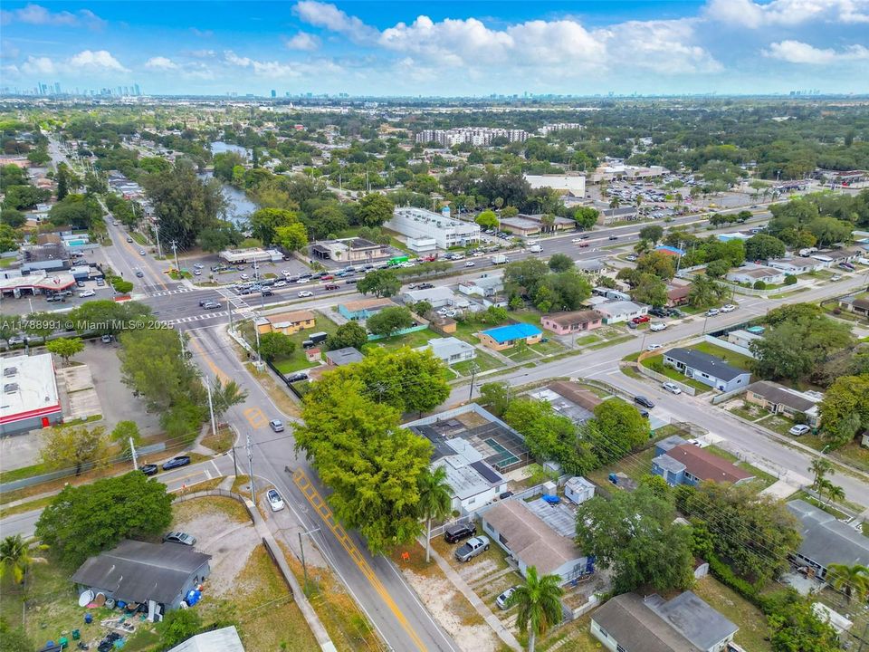 Recently Sold: $645,000 (4 beds, 3 baths, 2046 Square Feet)