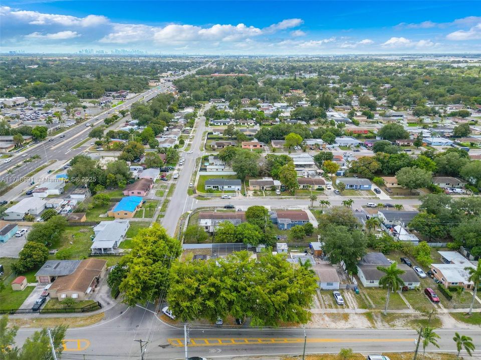 Recently Sold: $645,000 (4 beds, 3 baths, 2046 Square Feet)