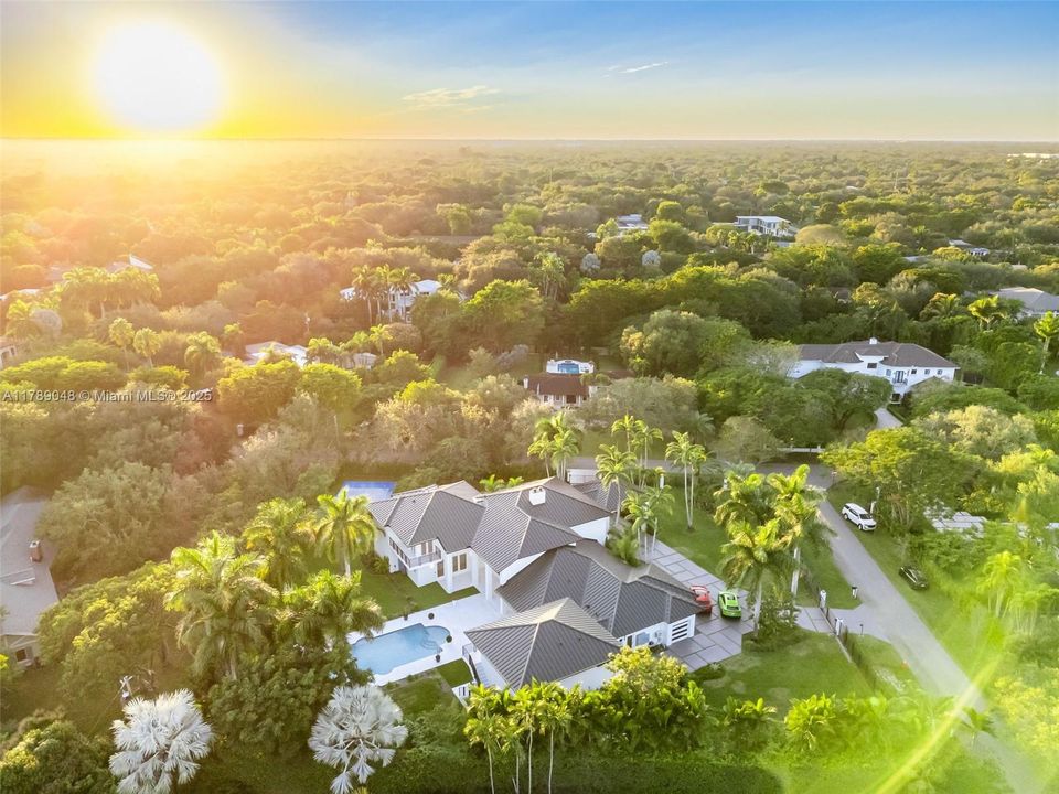 Recently Rented: $35,000 (7 beds, 8 baths, 7028 Square Feet)